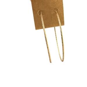 5/$25 NWT Large Fashion Elegant Gold Hoop Earrings